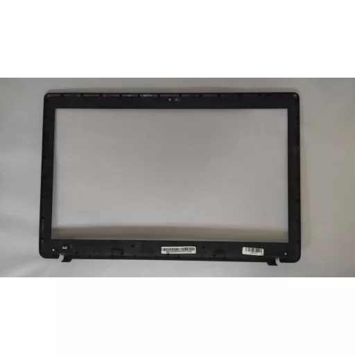 Asus K53BR, K53BY, K53U, X53U használt fekete LCD keret (13GN5710P100-1)