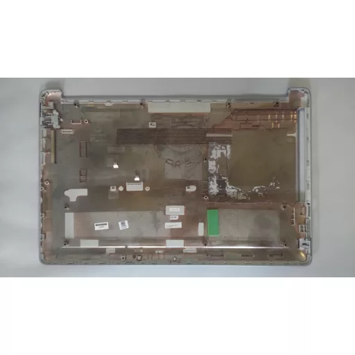 HP 15-DA, 15G-DR, 250, 255, 256 G7 használt ezüst alsó burkolat (L49982-001, L20391-001)