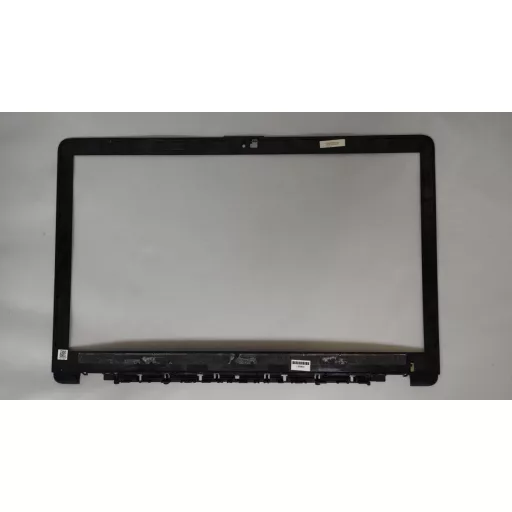 HP 15-DA1, 15-DB0, 250 G7 használt fekete LCD keret (L20421-001)